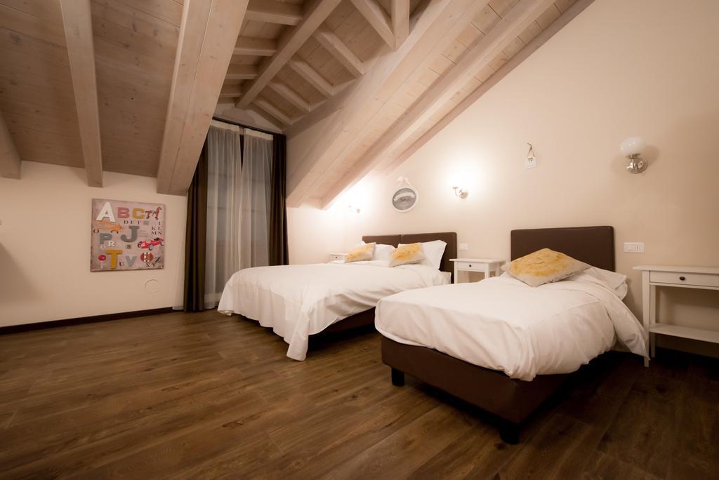 Casa Rosa Bed and Breakfast San Giuliano Milanese Rum bild