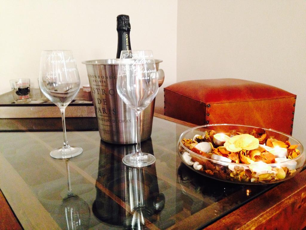Casa Rosa Bed and Breakfast San Giuliano Milanese Rum bild