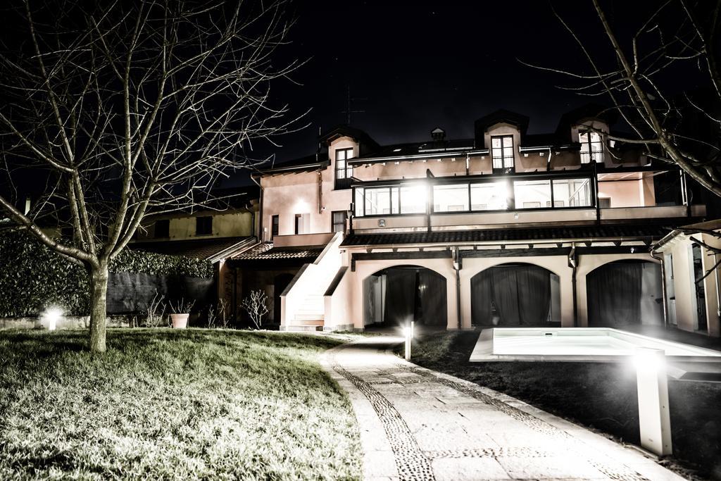 Casa Rosa Bed and Breakfast San Giuliano Milanese Exteriör bild