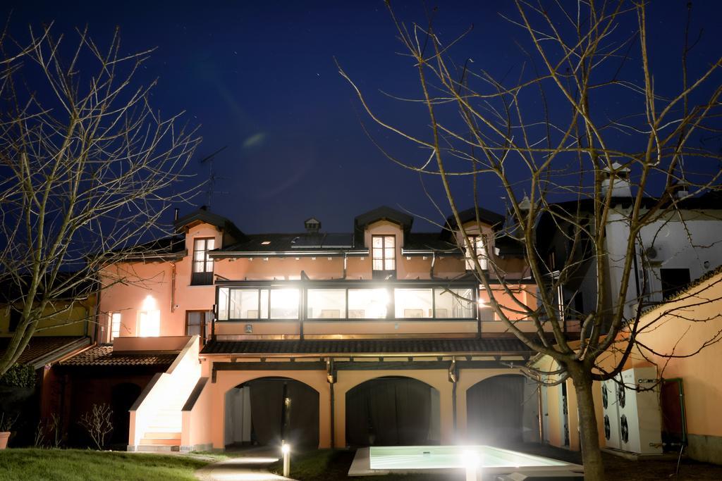 Casa Rosa Bed and Breakfast San Giuliano Milanese Exteriör bild