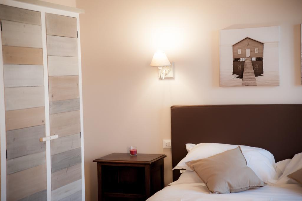 Casa Rosa Bed and Breakfast San Giuliano Milanese Exteriör bild