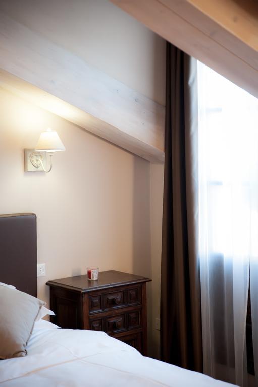 Casa Rosa Bed and Breakfast San Giuliano Milanese Exteriör bild