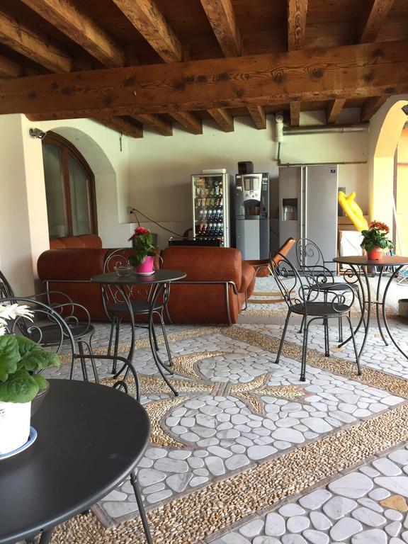 Casa Rosa Bed and Breakfast San Giuliano Milanese Exteriör bild