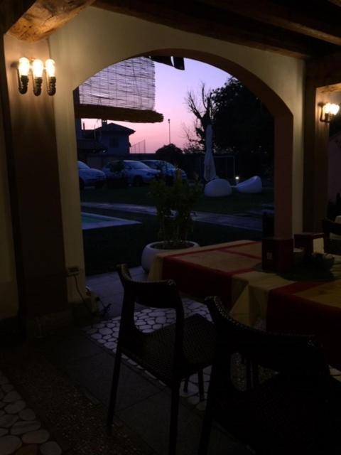 Casa Rosa Bed and Breakfast San Giuliano Milanese Exteriör bild